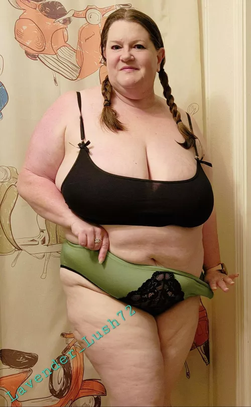 I'll let you finish taking them off 🩲 😈 [F52]