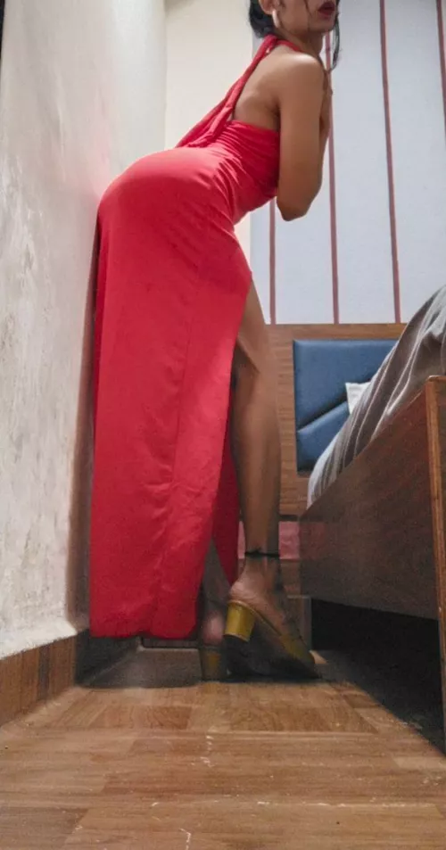 I'm crossdresser chargeble bottom and versatile 