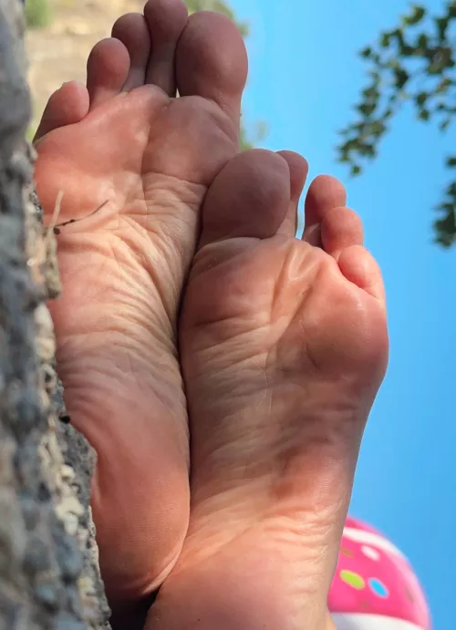 I'm excited about my feet and I'm interested in showing them off on the street
