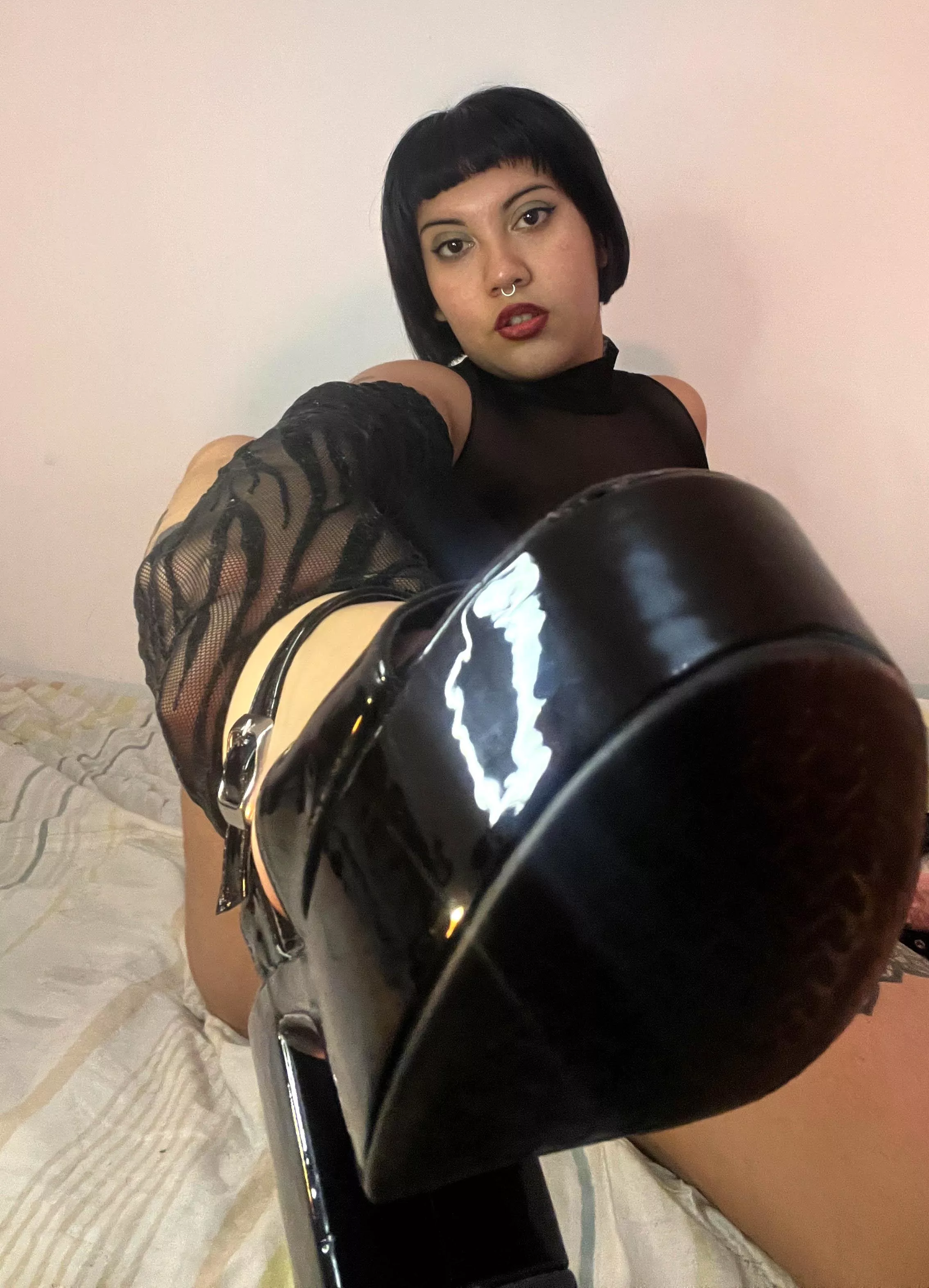 I'm going to make you polish my wardrobe with your tongue
