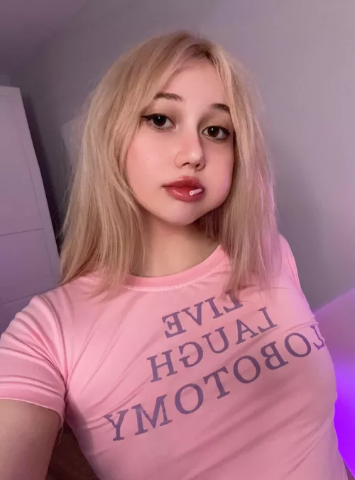 Is this your average type of girl?