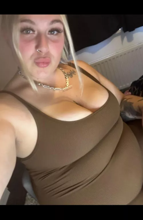 I’ve just hit 19stone ( 266) pounds 🐷