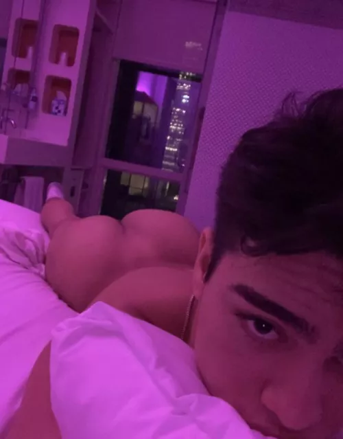 Let me be you’re personal toy😉💞