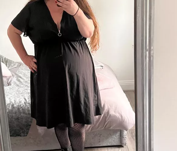 Love how this falls over my belly 