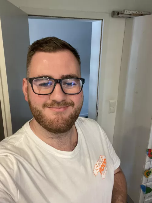 M21 suche Sissy oder jemanden der sich als Sissy testen möchte Aachen Düren Köln Umgebung 