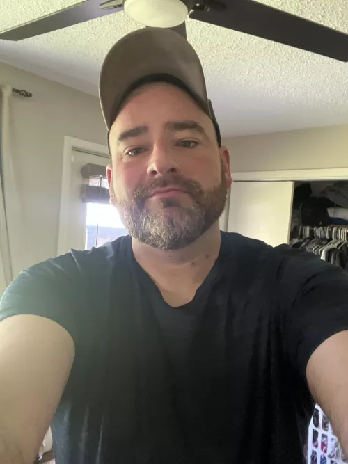 M4f. In town one night . Looking for random hookup . Hampton inn grove city