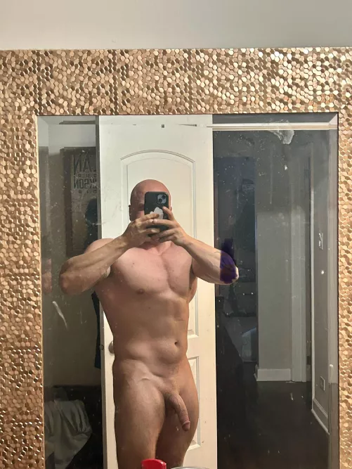 Male 40 muscular for hot wife/couple (chicago &burbs)