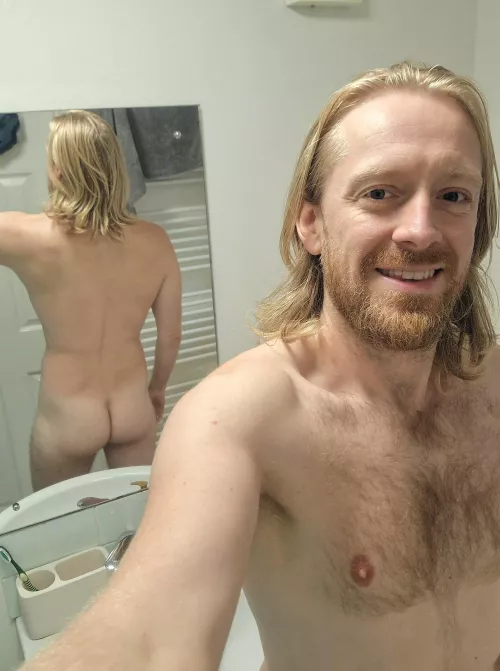 Mirror mirror on the wall 🪞 Who's the horniest nudist of them all? 😜 