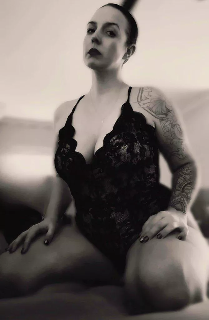 Mmm, Sunday worship 🙇