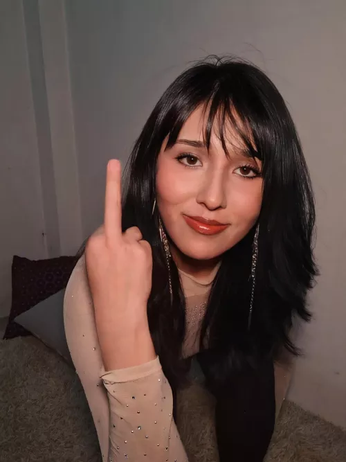 Mommy always knows how to indoctrinate her beta's mind to be her personal wallet, want to be the favorite? Show that you are willing to serve me.