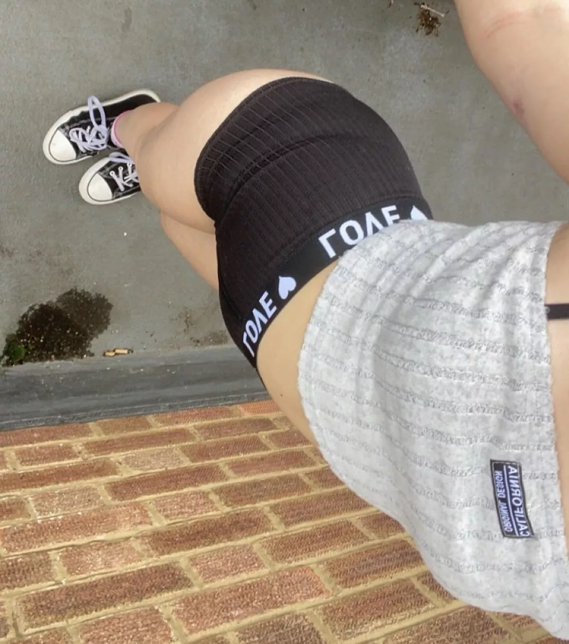 my ass looks good today i think🫢🍑