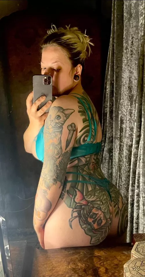 New here! Welcome my ass with open mouths 