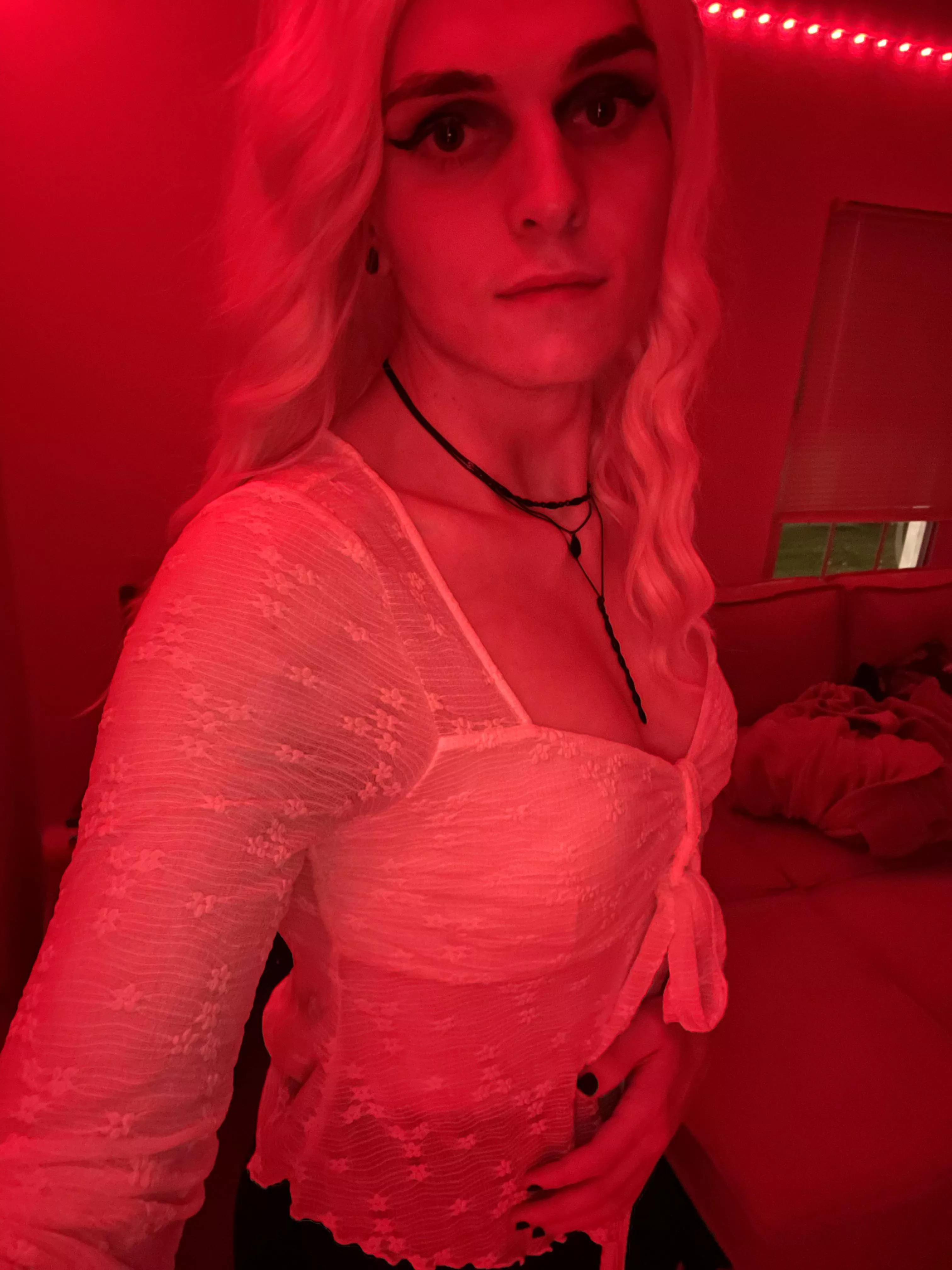 New wig and new lights! Thoughts?