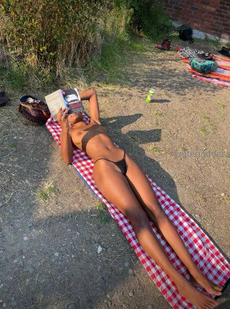 Nude beach date with me