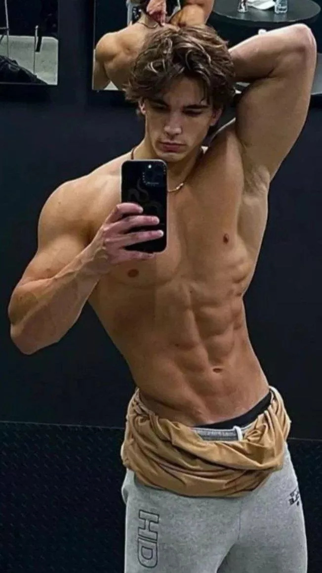 Ripfag'n Smoothbod Selfie 