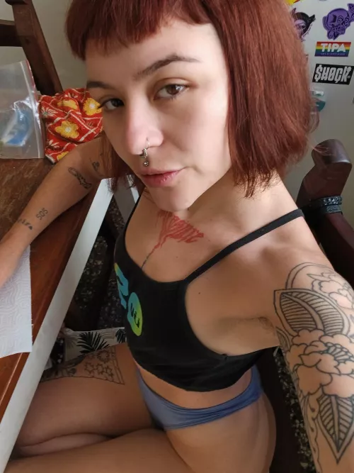 Say YES GODDESS if you want to lick my armpits 