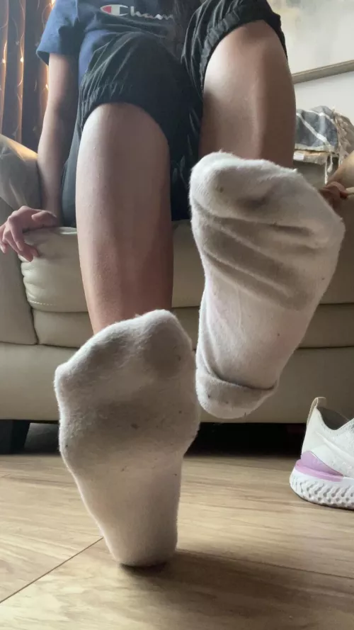 [Selling][US] I know you wanna sniff my used smelly socks, naughty boy 💜