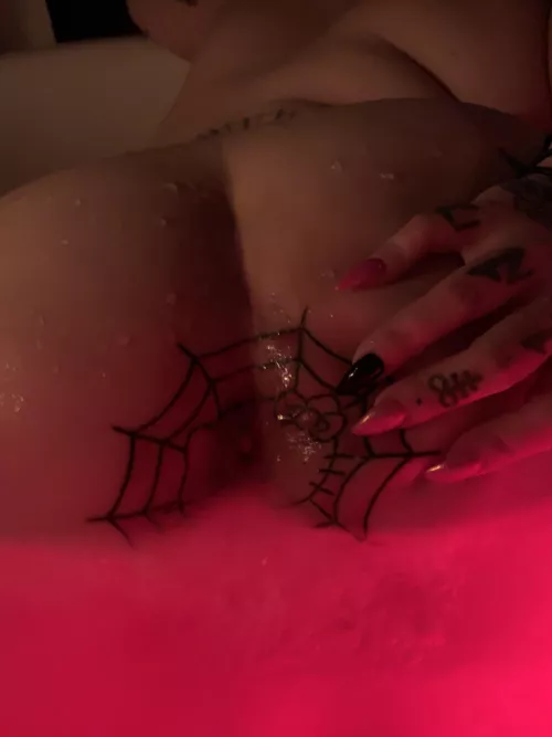 Should I tattoo my 😺 next?