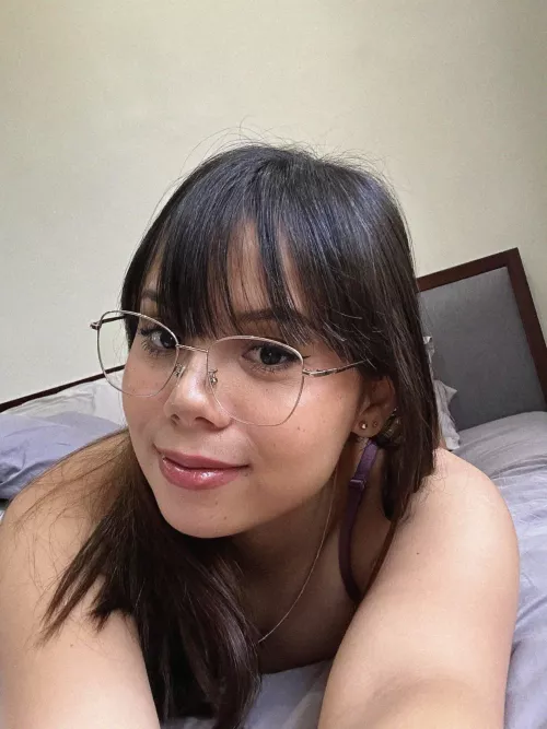 Slow Saturday vibes have me feeling dangerously cute and ready for some fun