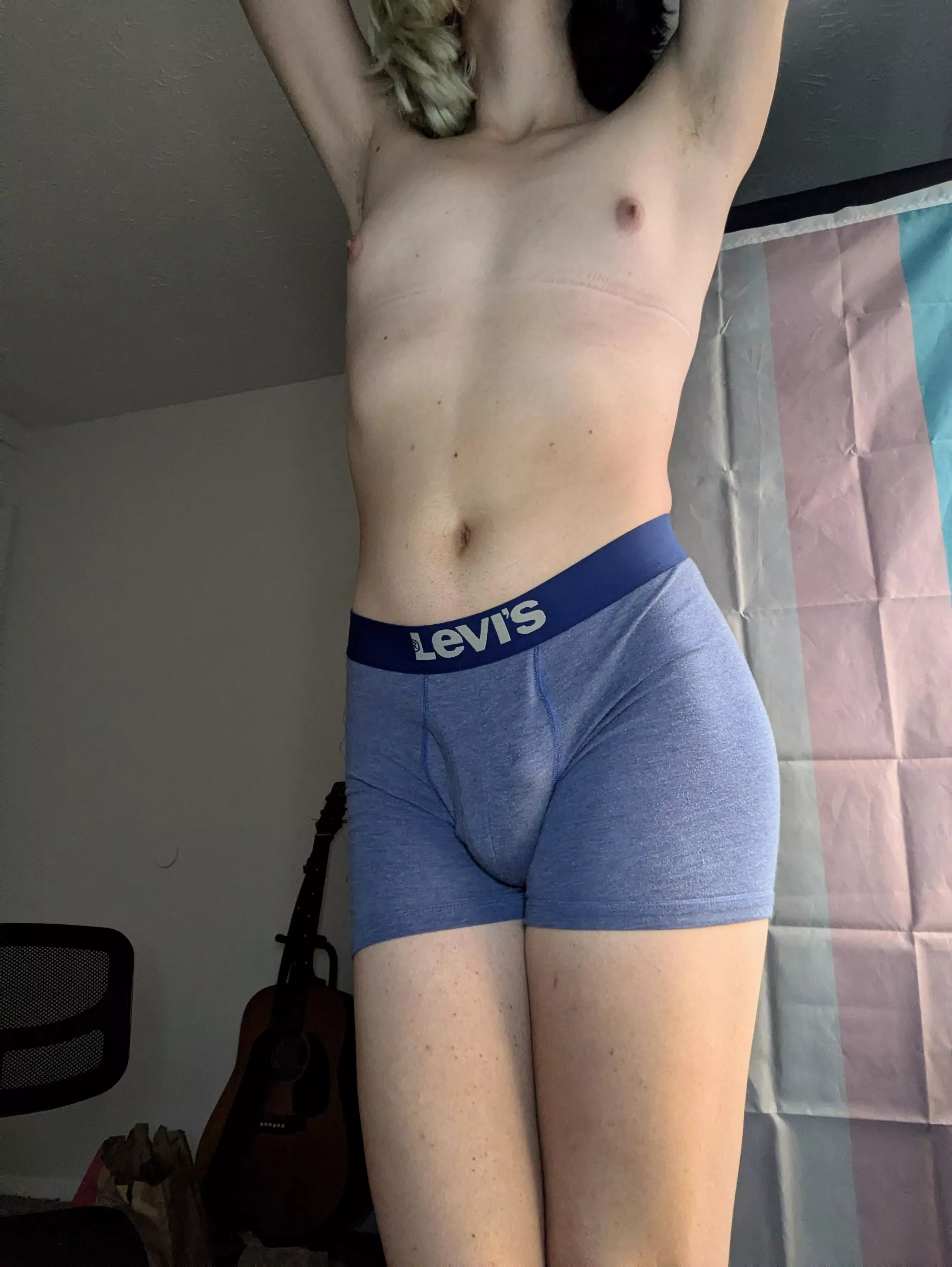 something to brighten the morning for you before monday rolls around 👾