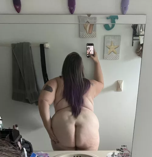 Spread my cheeks babe 