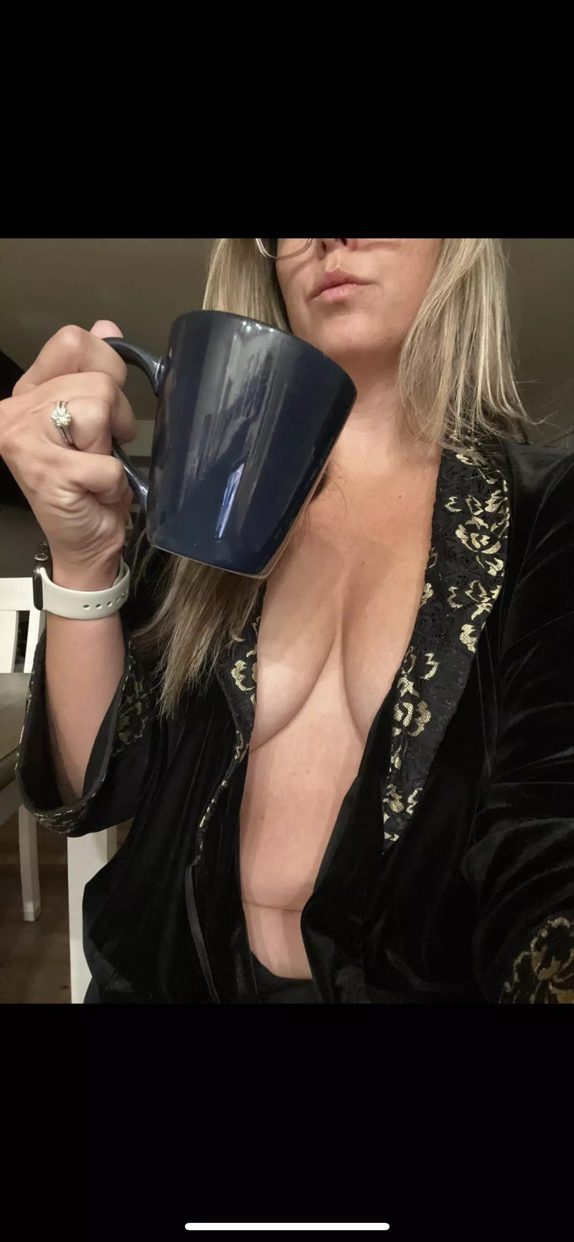 Sunday morning worship starts now 😈🖤