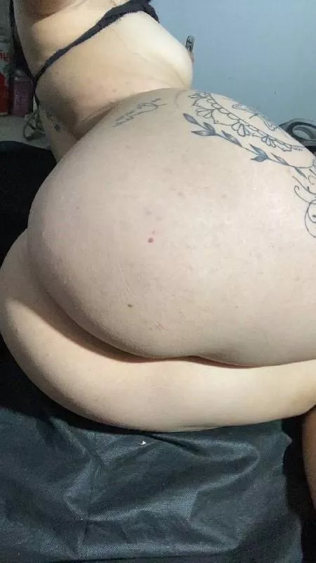 take my 19 ass and destroy it (free OF in comments)