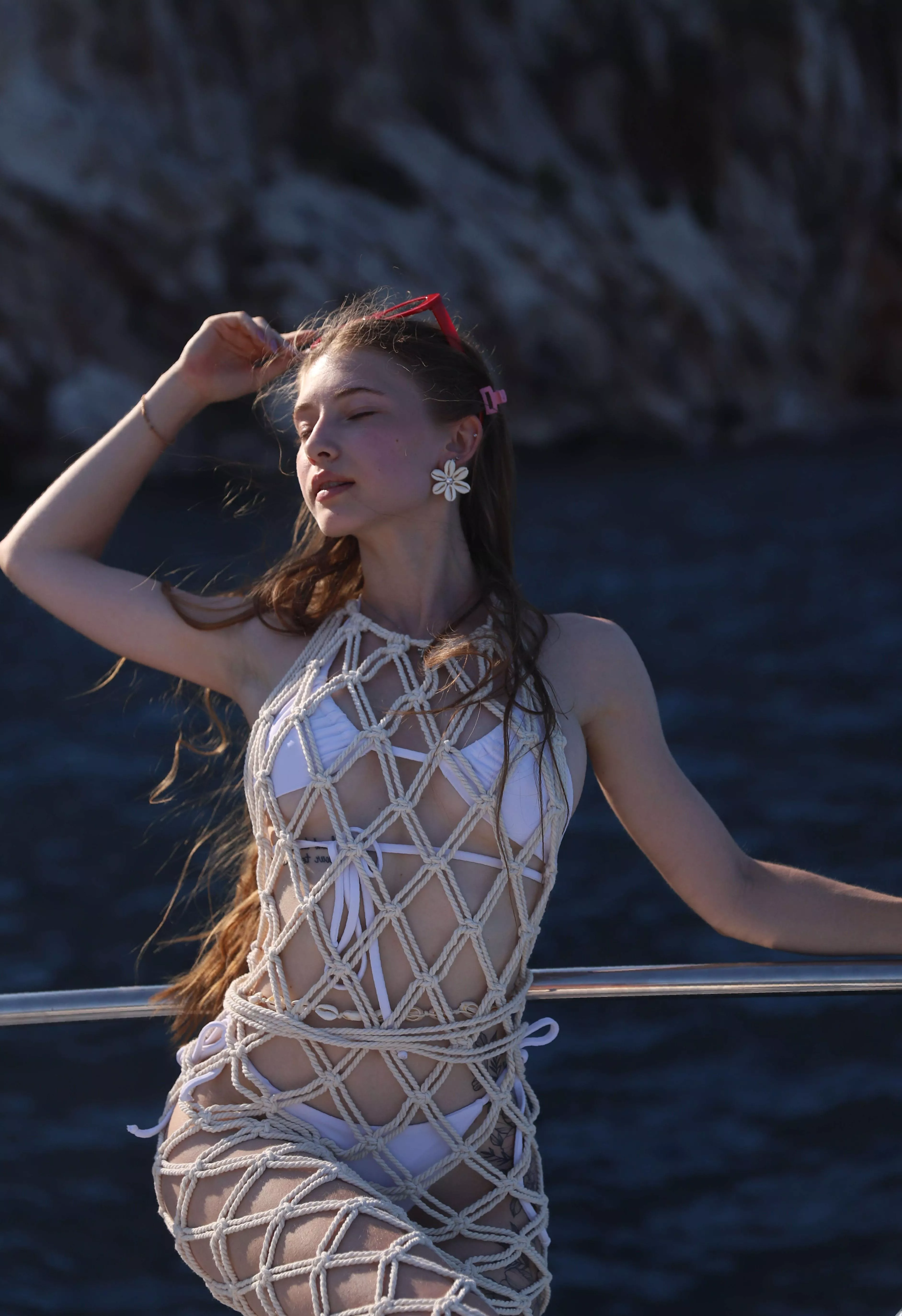 The beach makes me happy, the sun and the ocean too