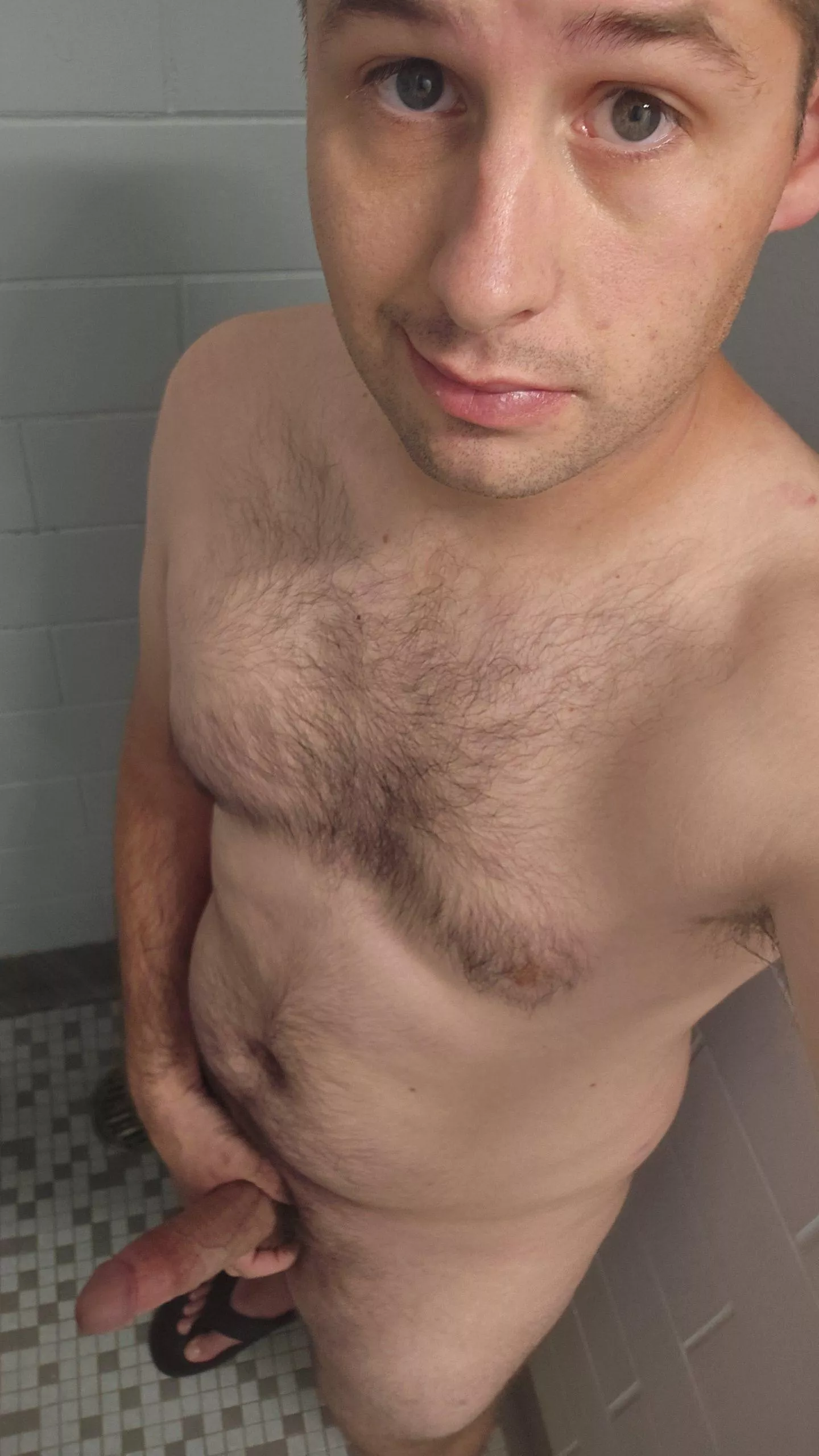 There's room for 2 in this shower 