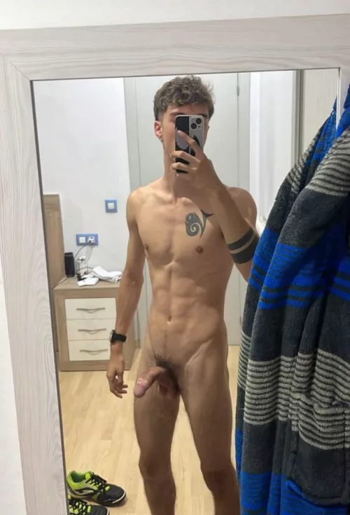 u would suck it? Dms open 🔥