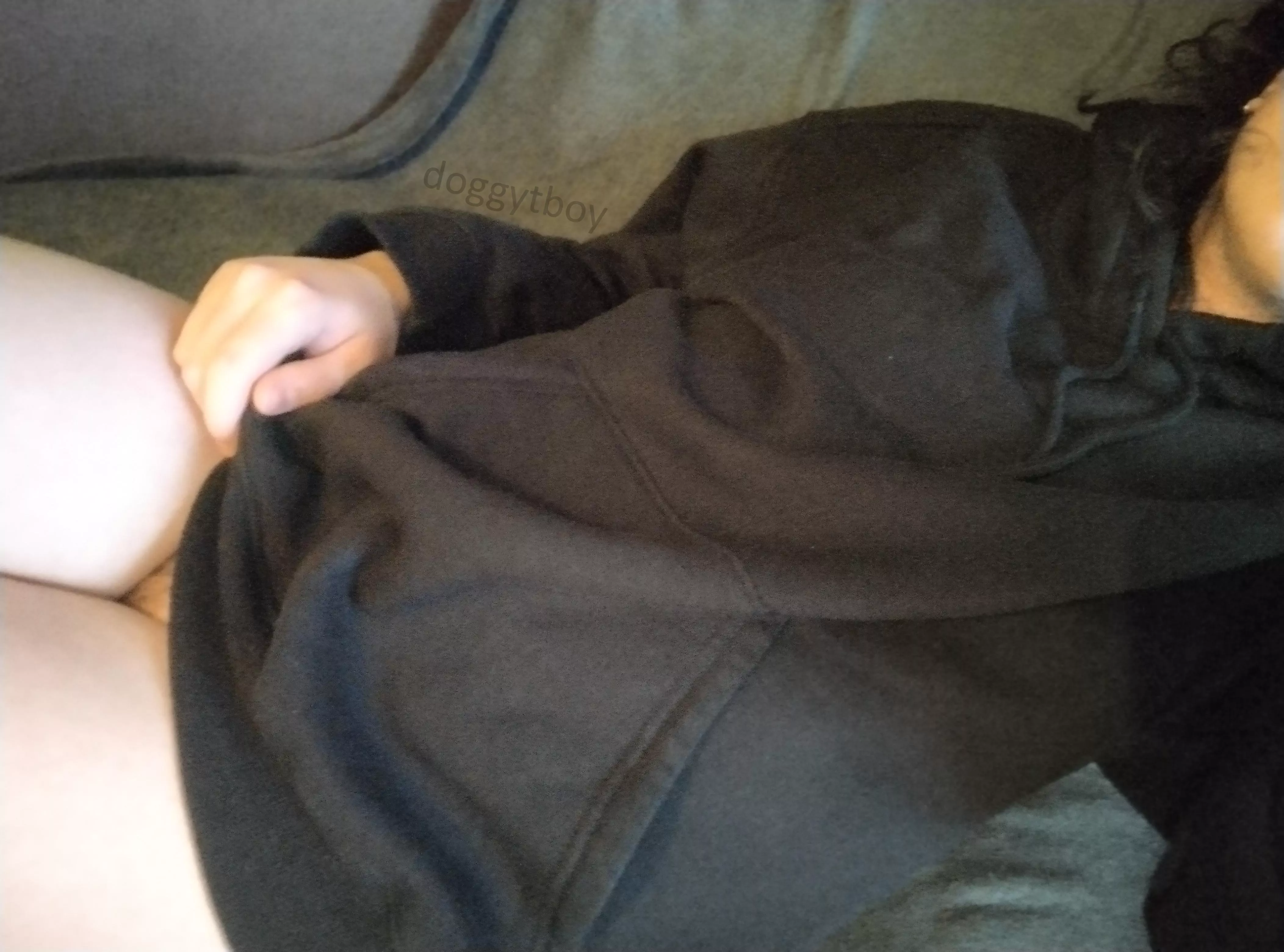 Wanna see how lewd your goth bf can get ?