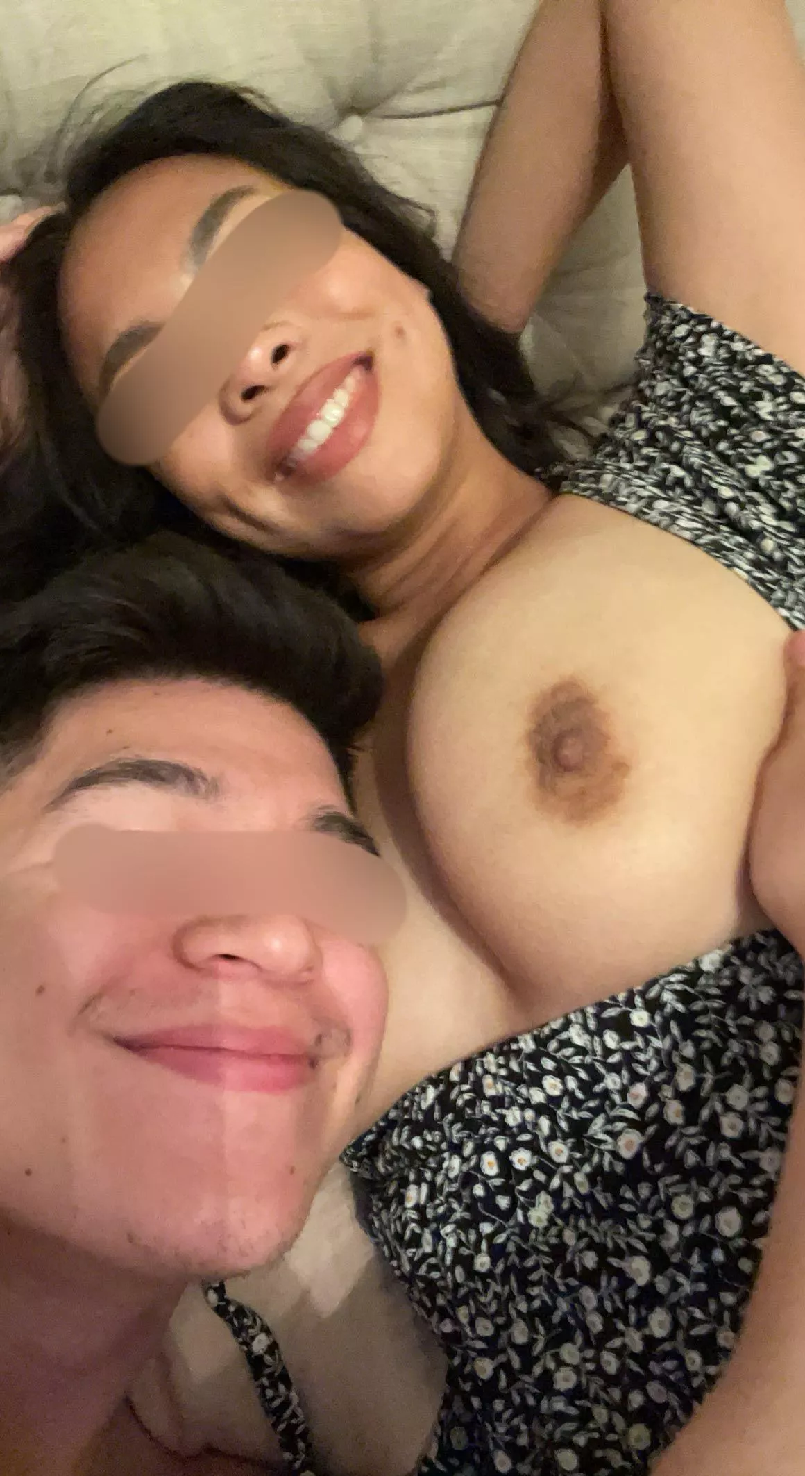 Who doesn’t love goofy sexy couples 🥰