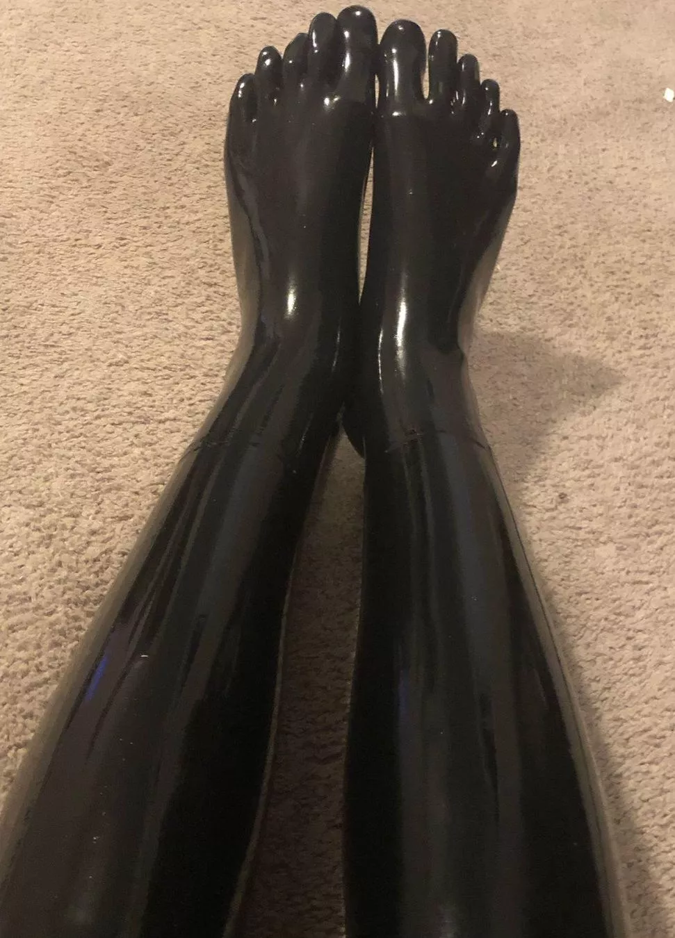 Who likes to suck latex feet?