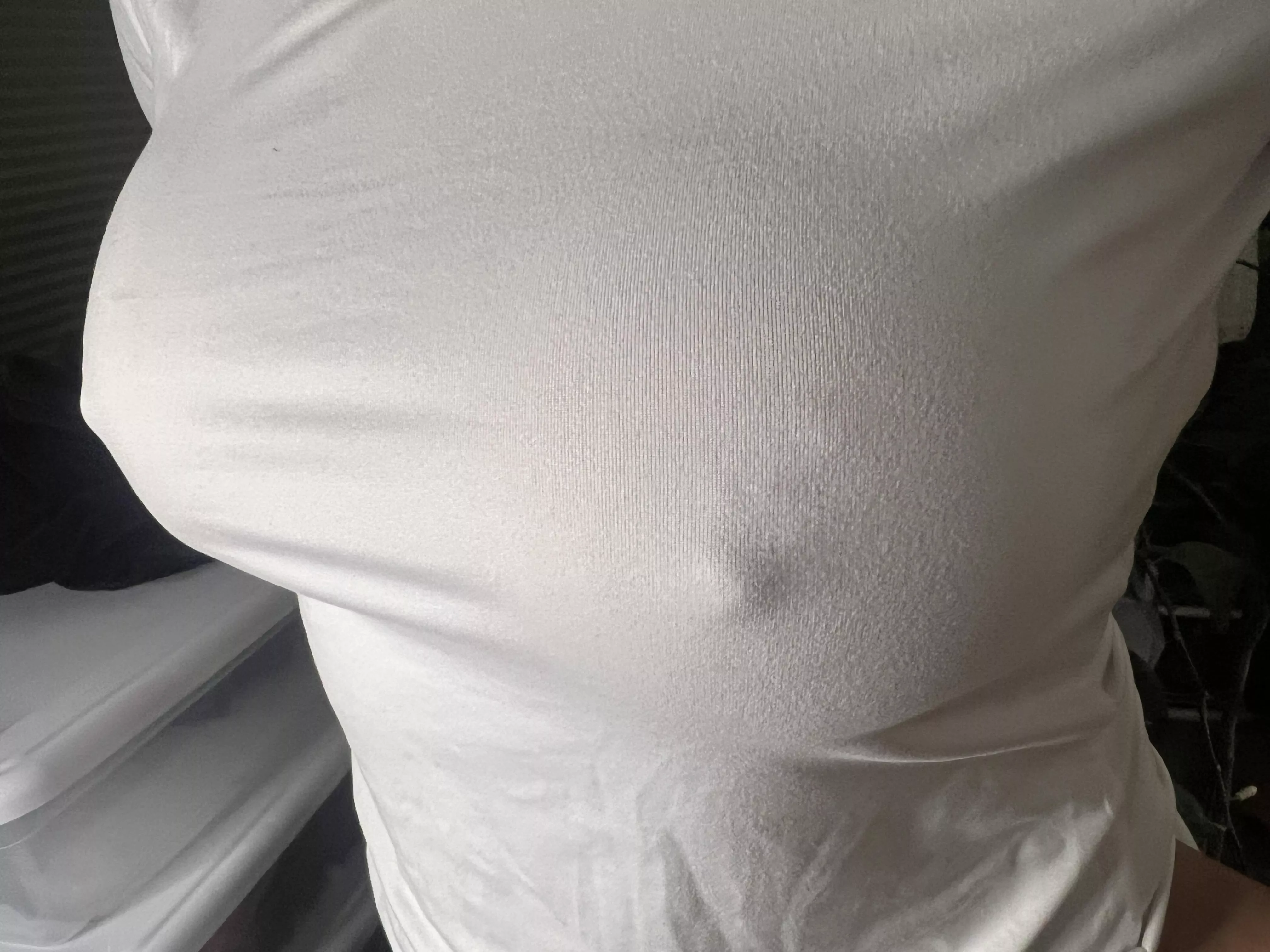 Who likes white shirts?