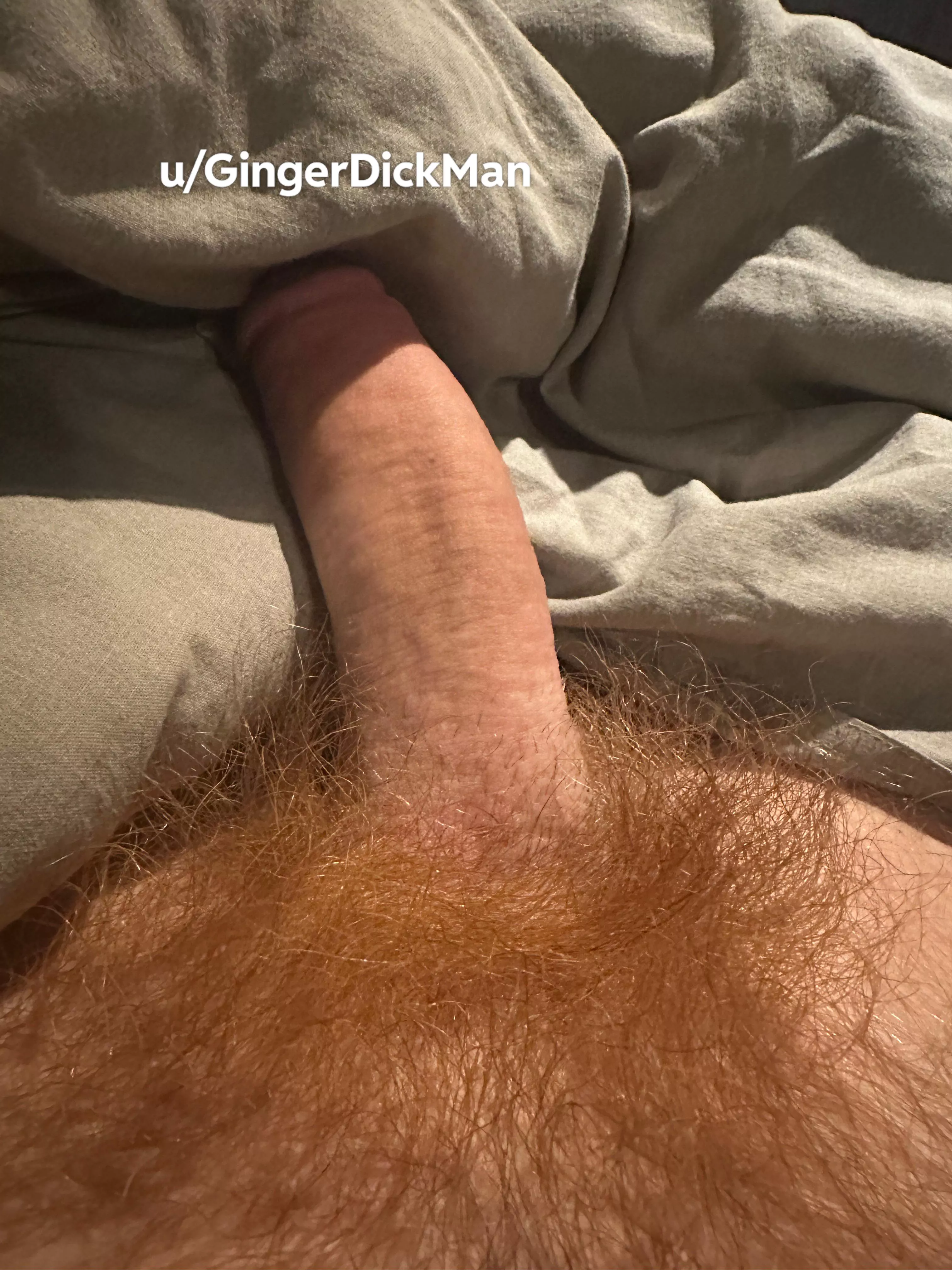 Who wanna feel my red hair