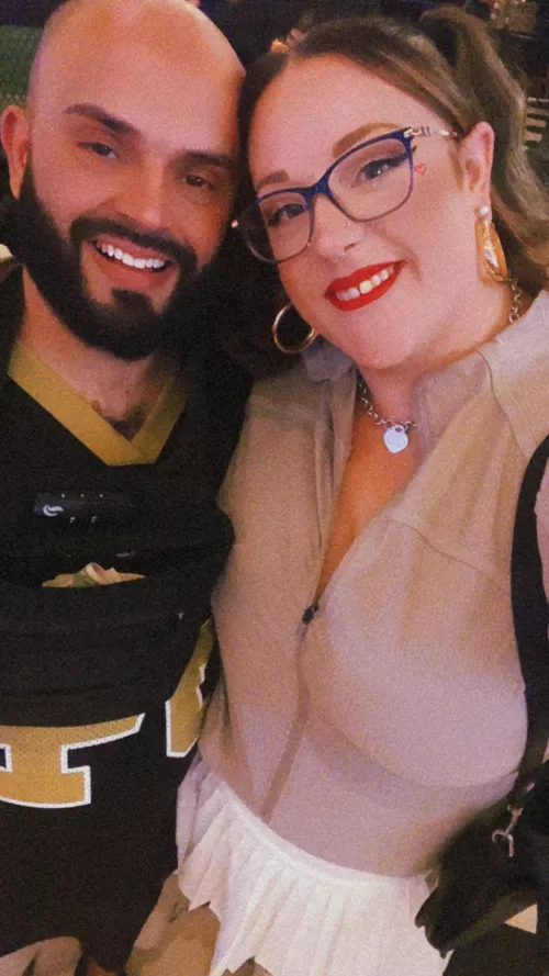 Who’s coming to party with us? 