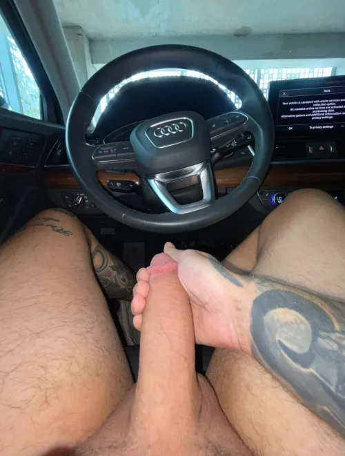 Wish I could walk around naked just to show this off in public 