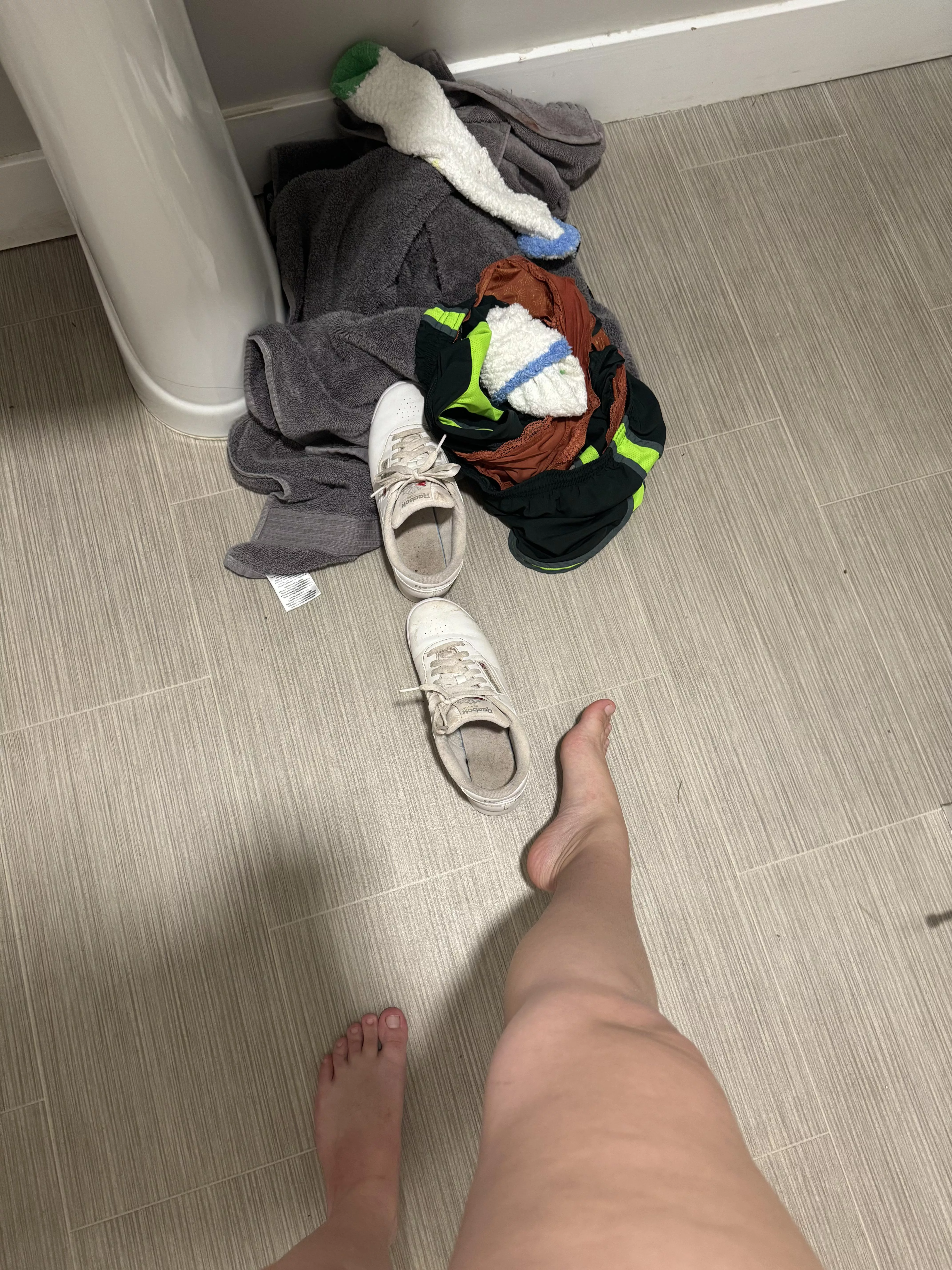 Would be a shame for these sweaty panties and socks to go in the laundry ~