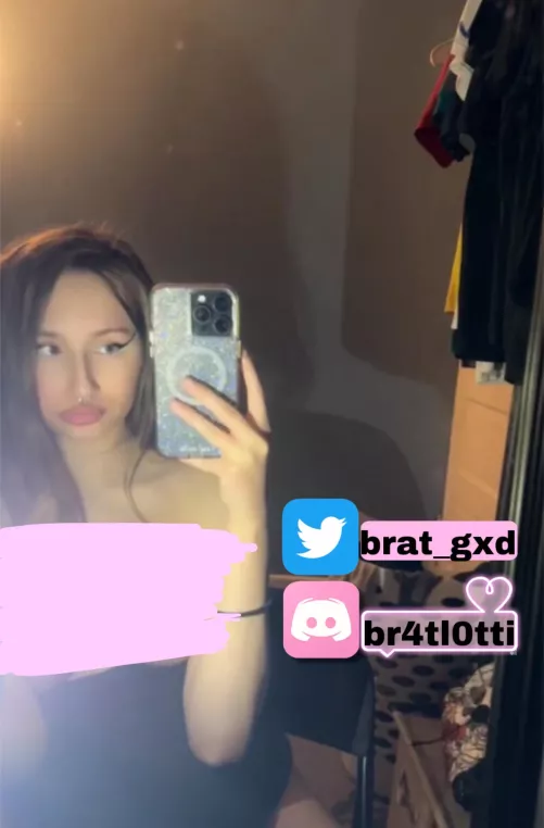 Would u cum play 😩👀 