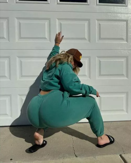 Would u rip me open and fill me up??x