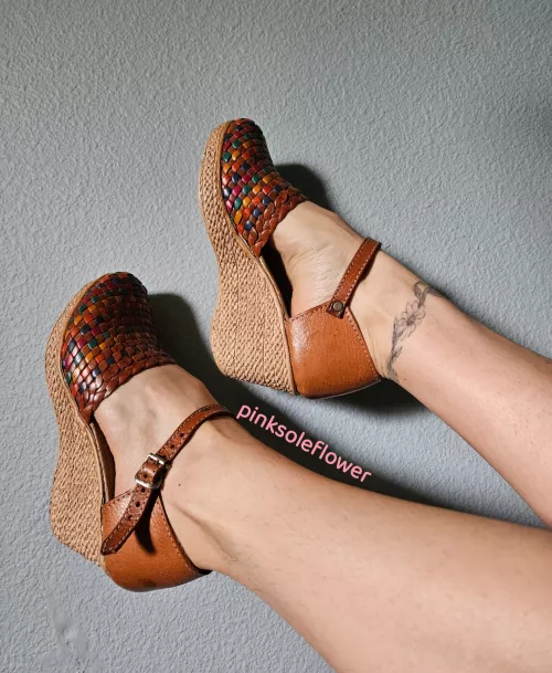 Woven wedges 🤎