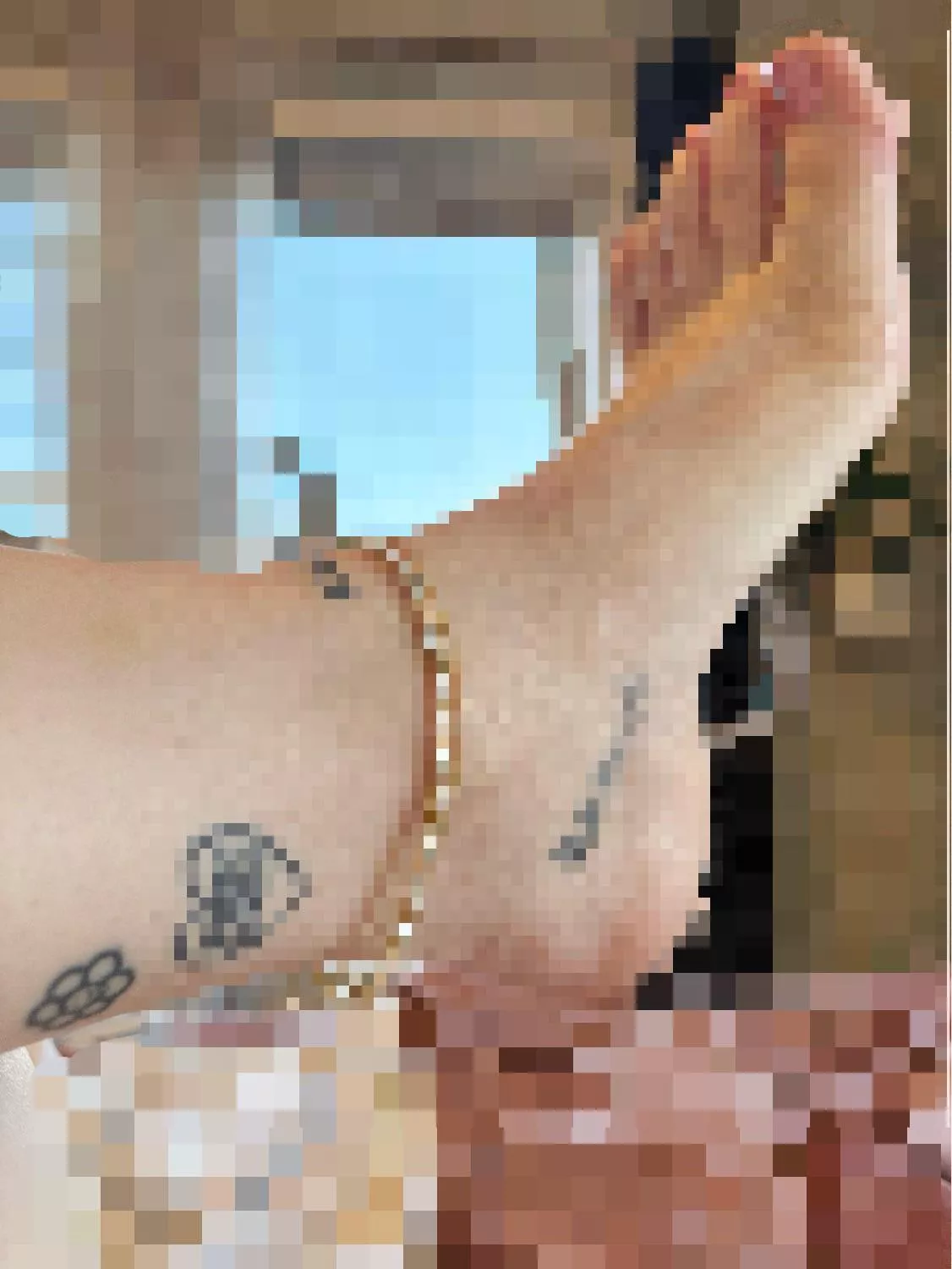 you goon to pixels of my feet and live for denial