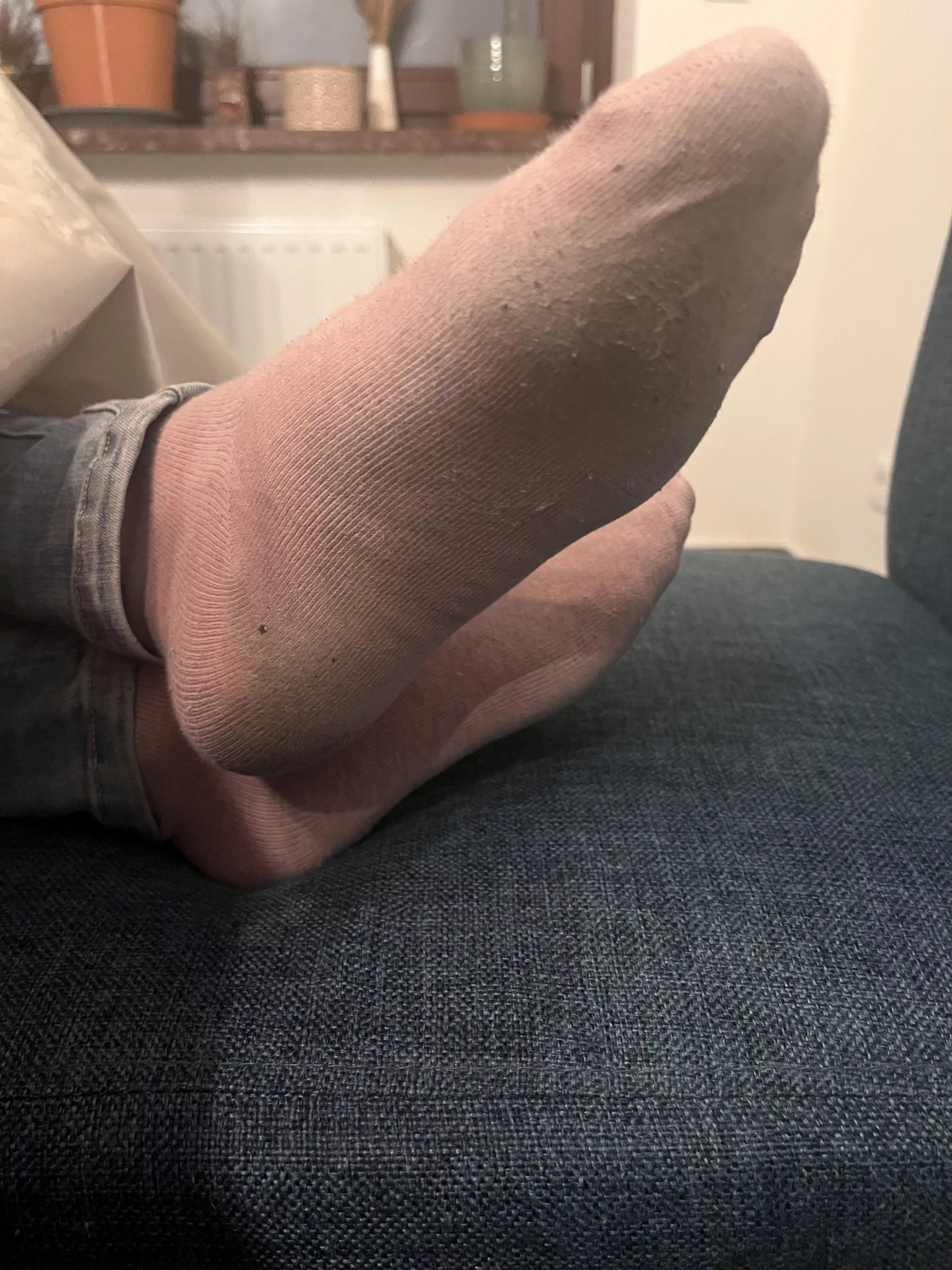 You little bitch like to sniffly socks!