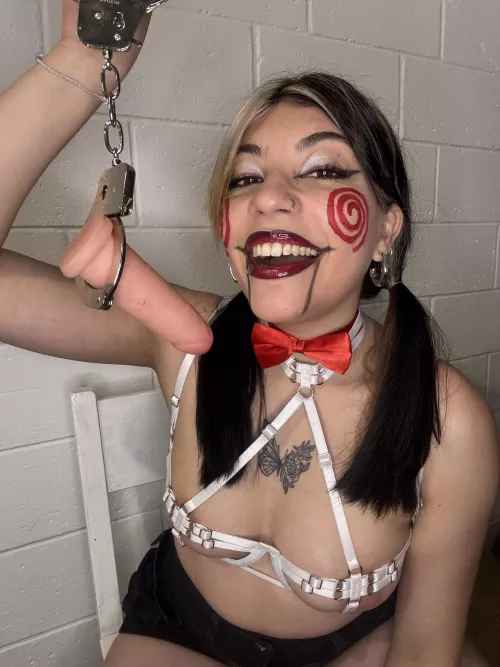 Your tiny dick deserve to be locked by me 