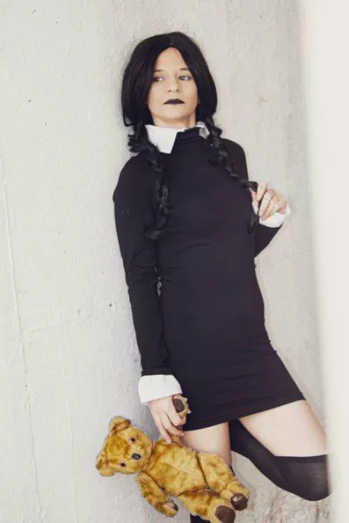 You’re almost as captivating as a graveyard at midnight ⚰️