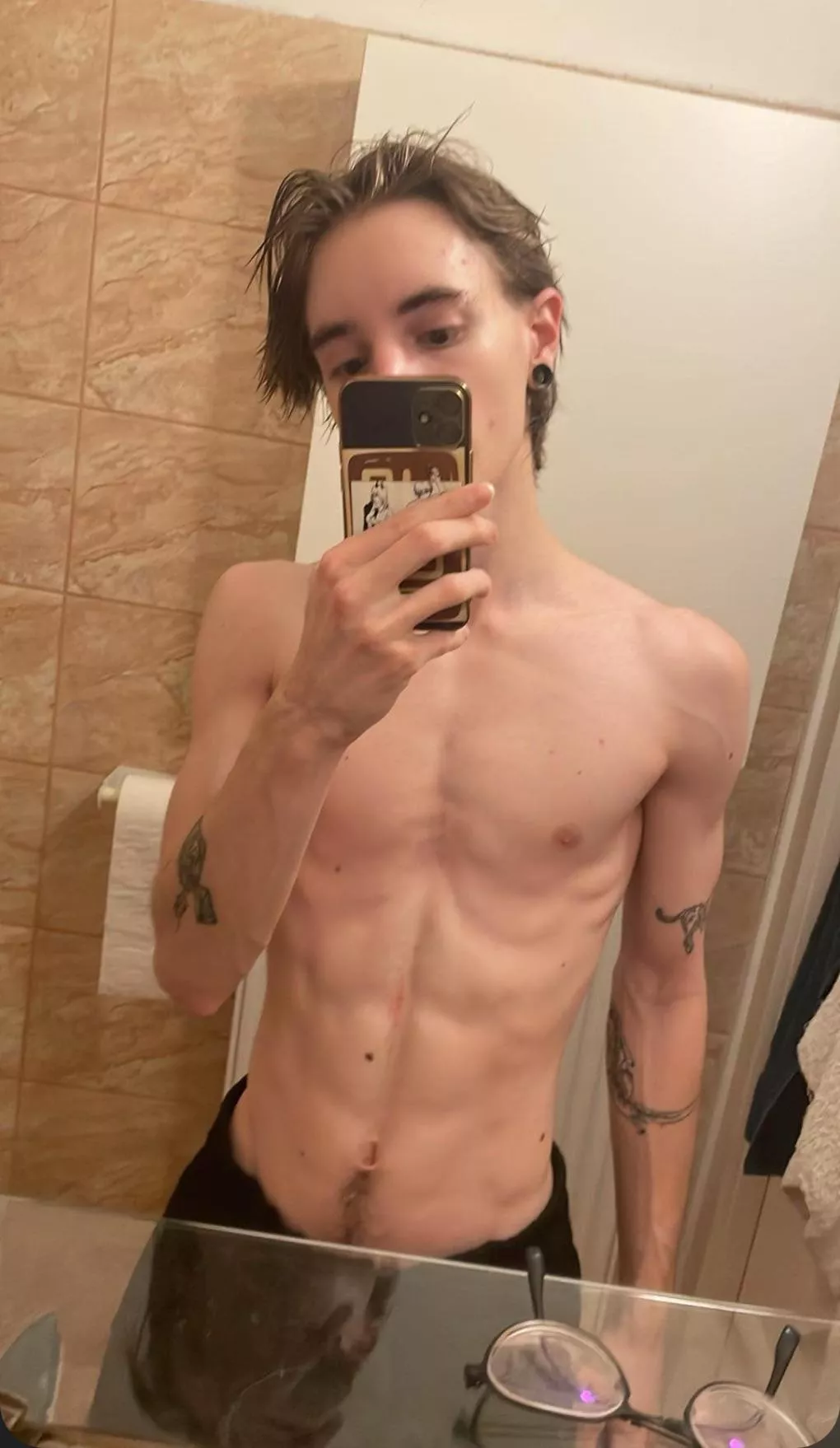 [20] fresh after workout