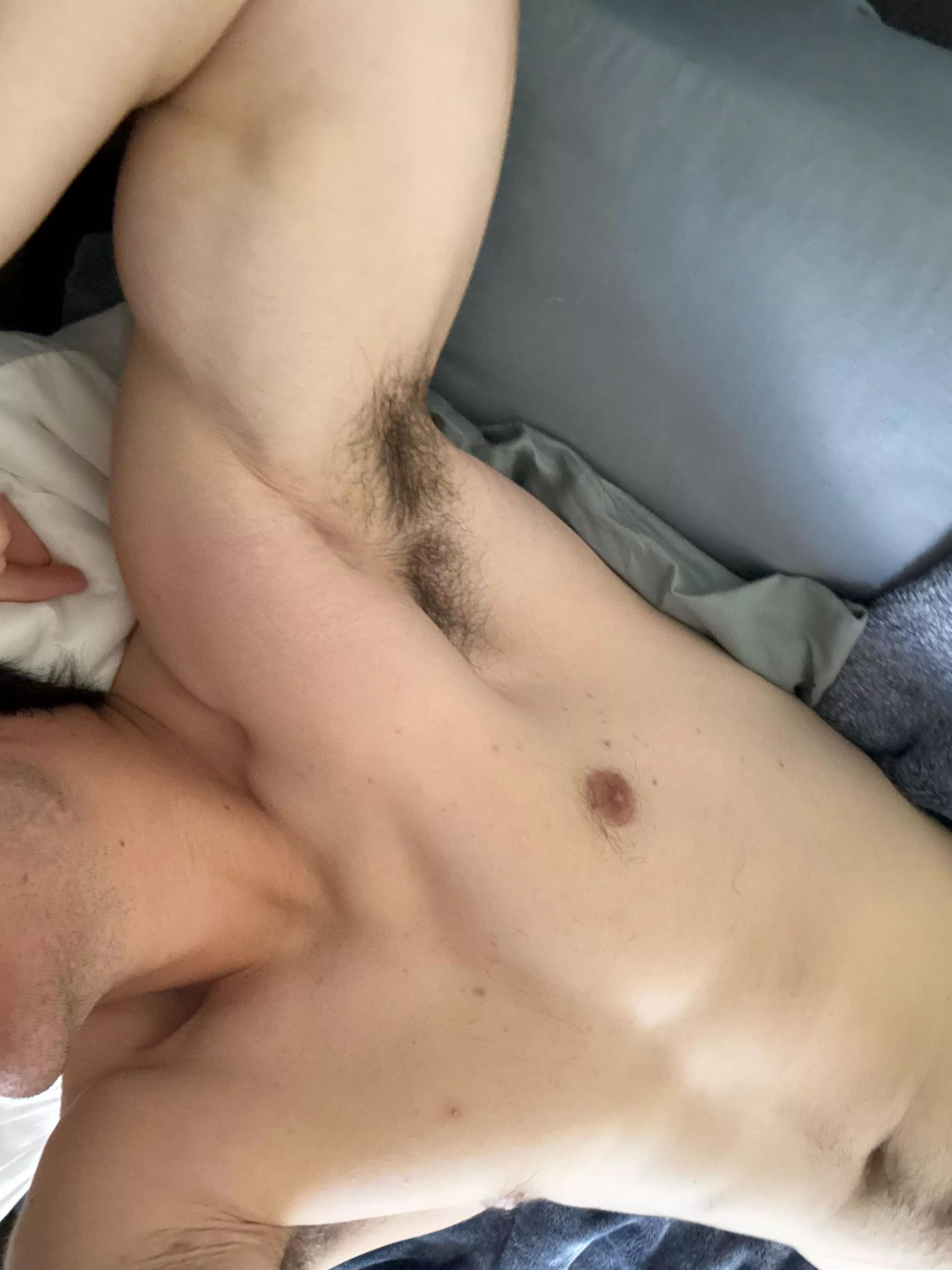 22 Hung college bros hmu @fer_dias1234