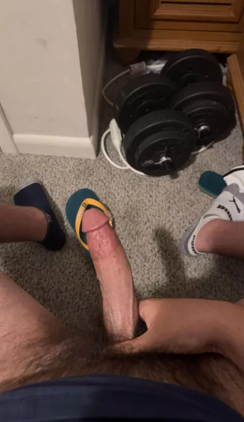 22 m straight curious. Young femboys or twinks hmu 