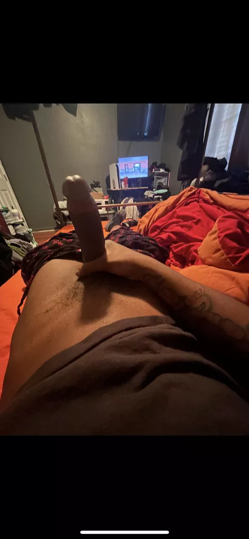 22M4F looking to drill sum fr. Who in nola tryna have fun?