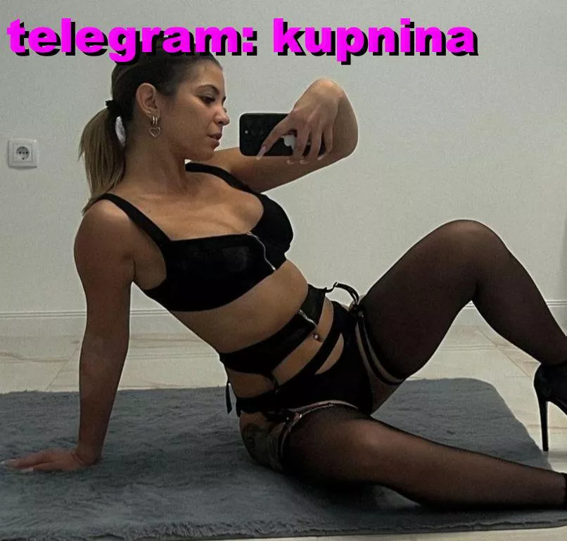 23 [F4MF] Brookyn Embracing my inner sparkle.